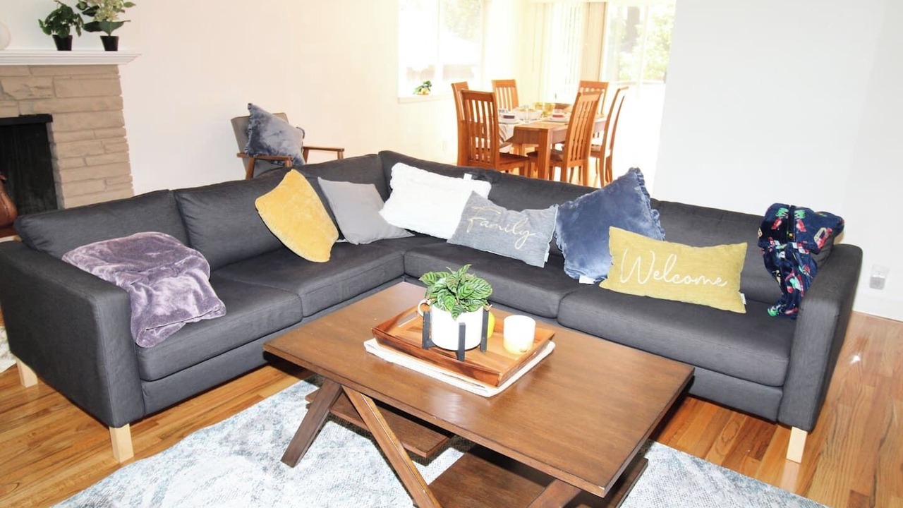 Photo of Livingroom in Mercer Island