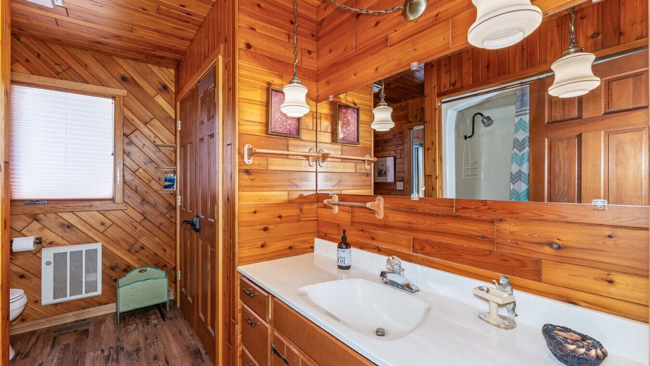 Photo of Bathroom in Land O Lakes