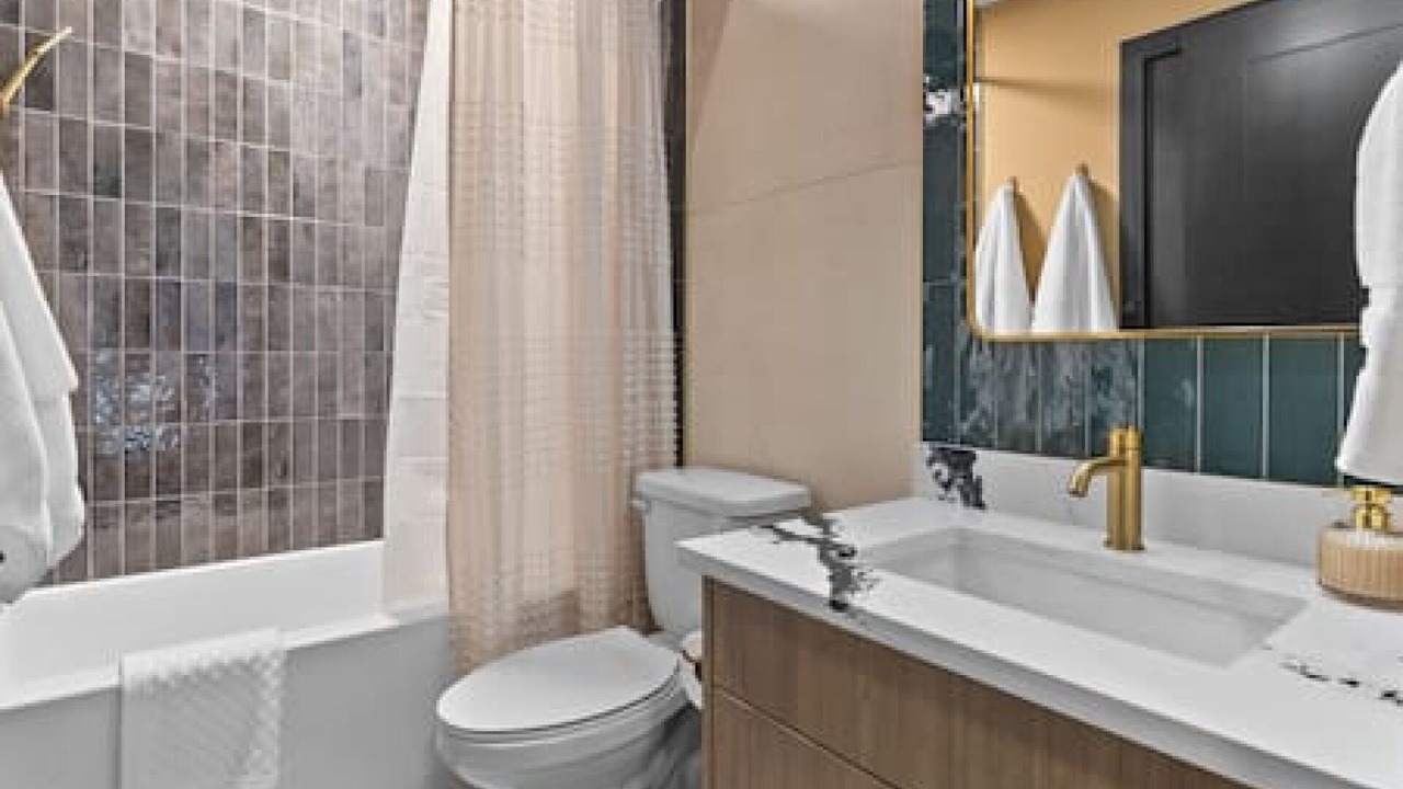 Photo of Bathroom in Currie Barracks