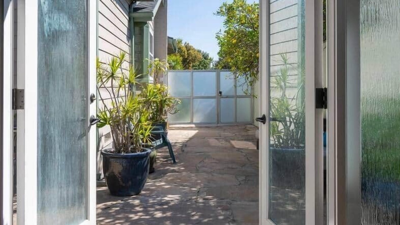 Photo of Others in Mar Vista