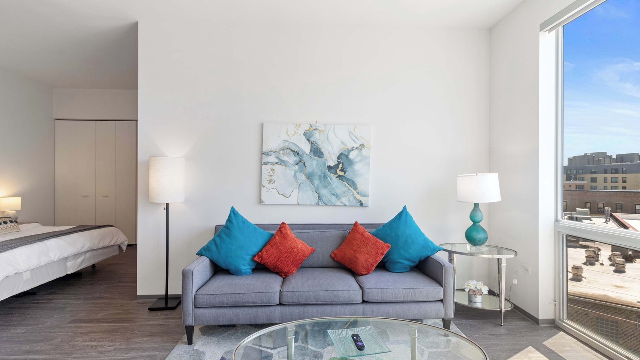 Photo of Livingroom in Palmer Square