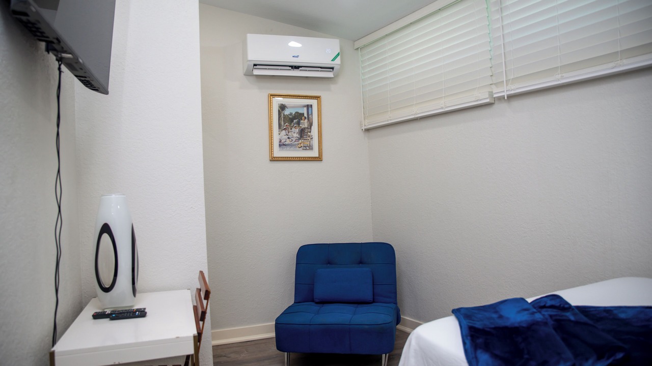 Photo of Bedroom in Albion