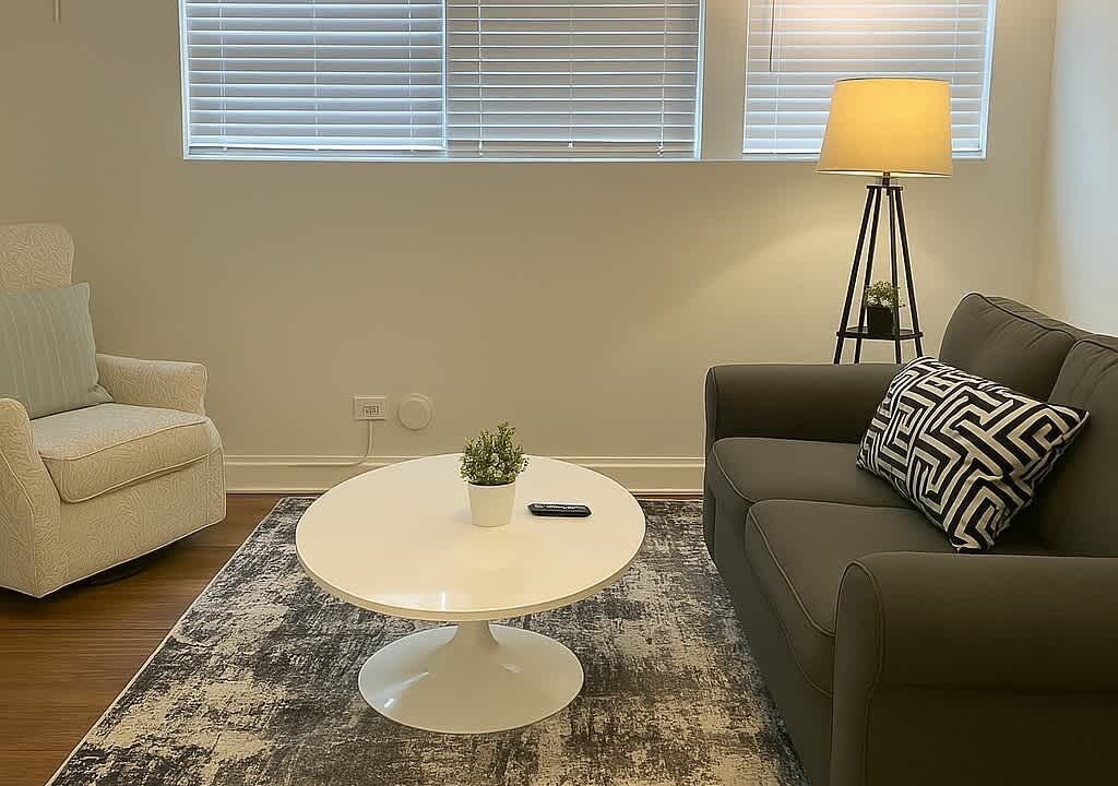 Photo of Livingroom in Ravenswood