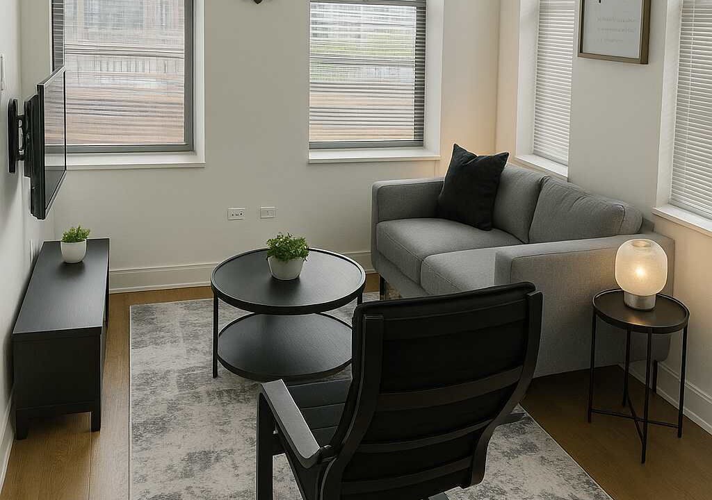 Photo of Livingroom in West Loop