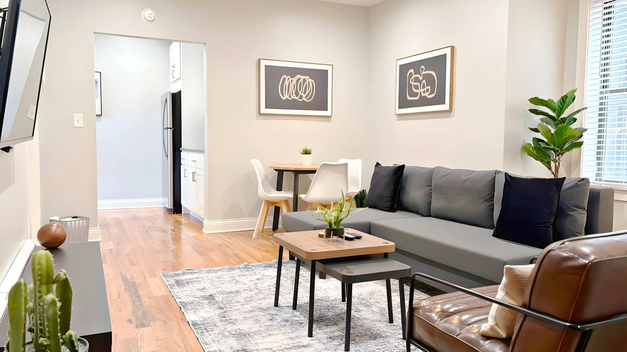 Photo of Livingroom in Boystown