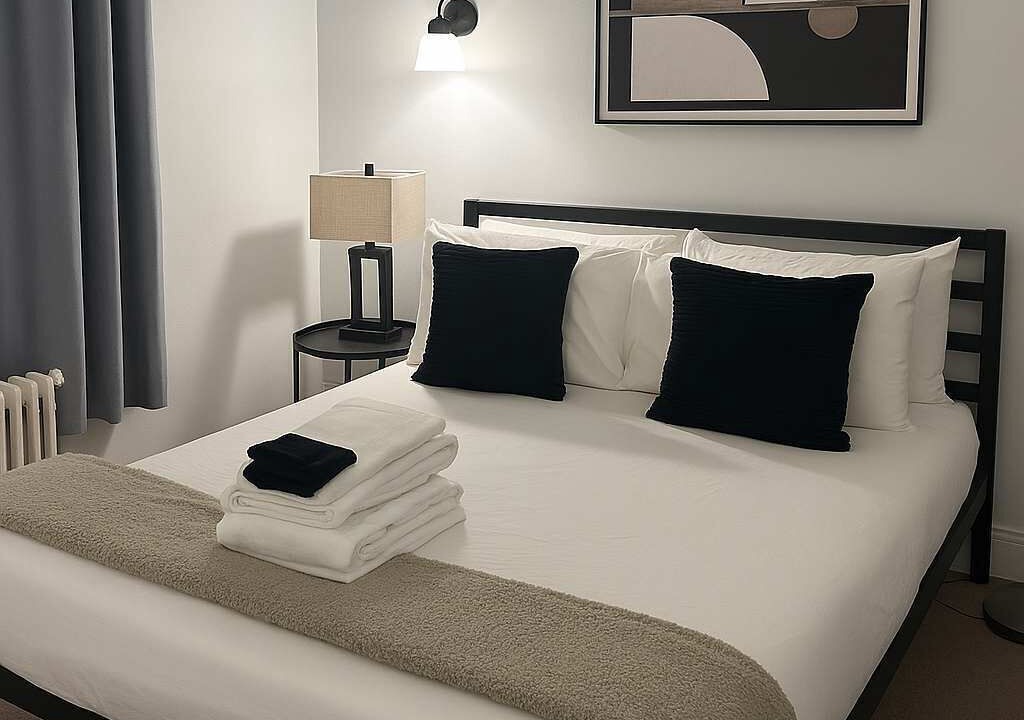 Photo of Bedroom in East Hyde Park