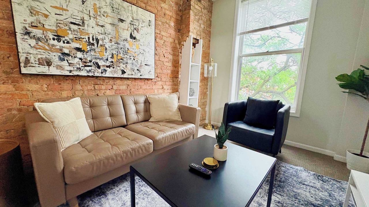 Photo of Livingroom in Sheffield and DePaul