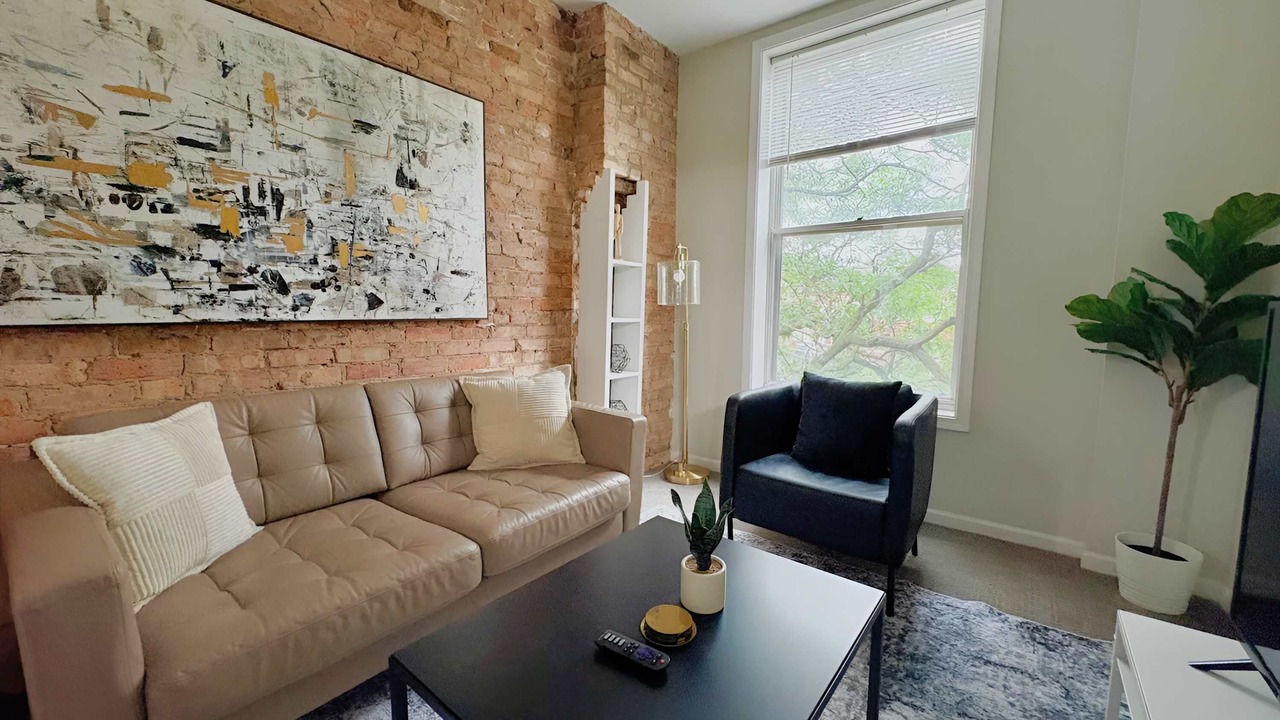 Photo of Livingroom in Sheffield and DePaul