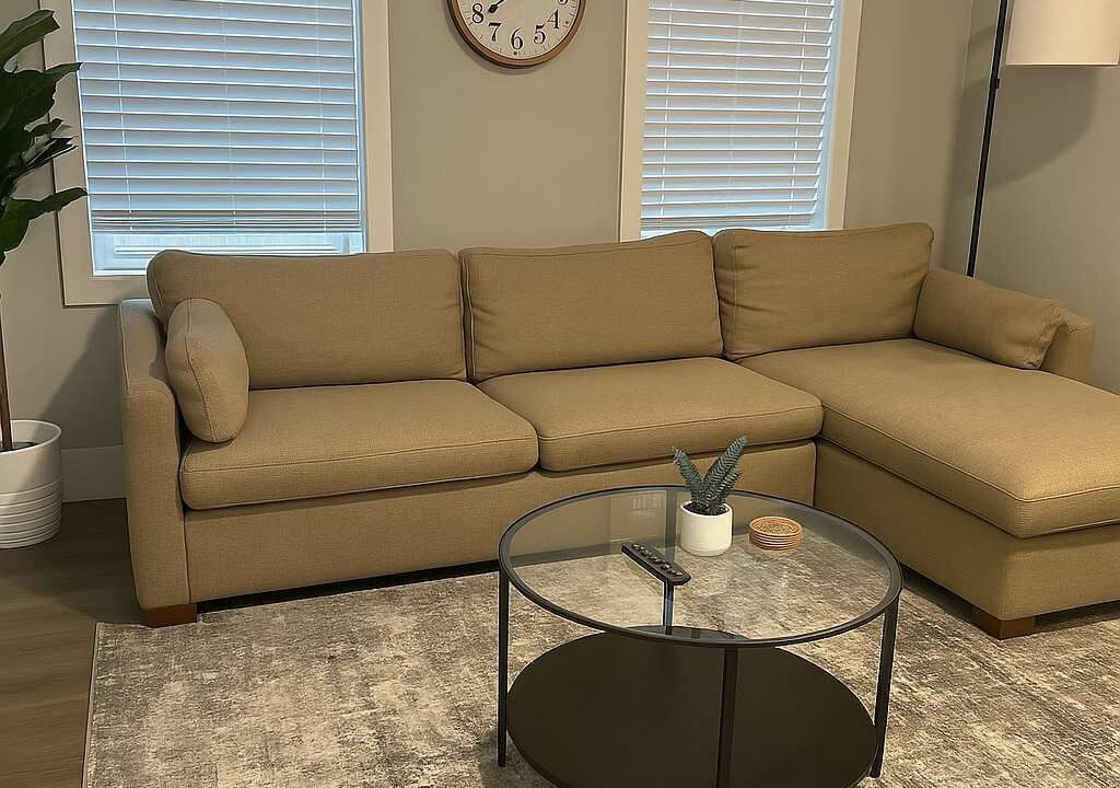 Photo of Livingroom in West Town