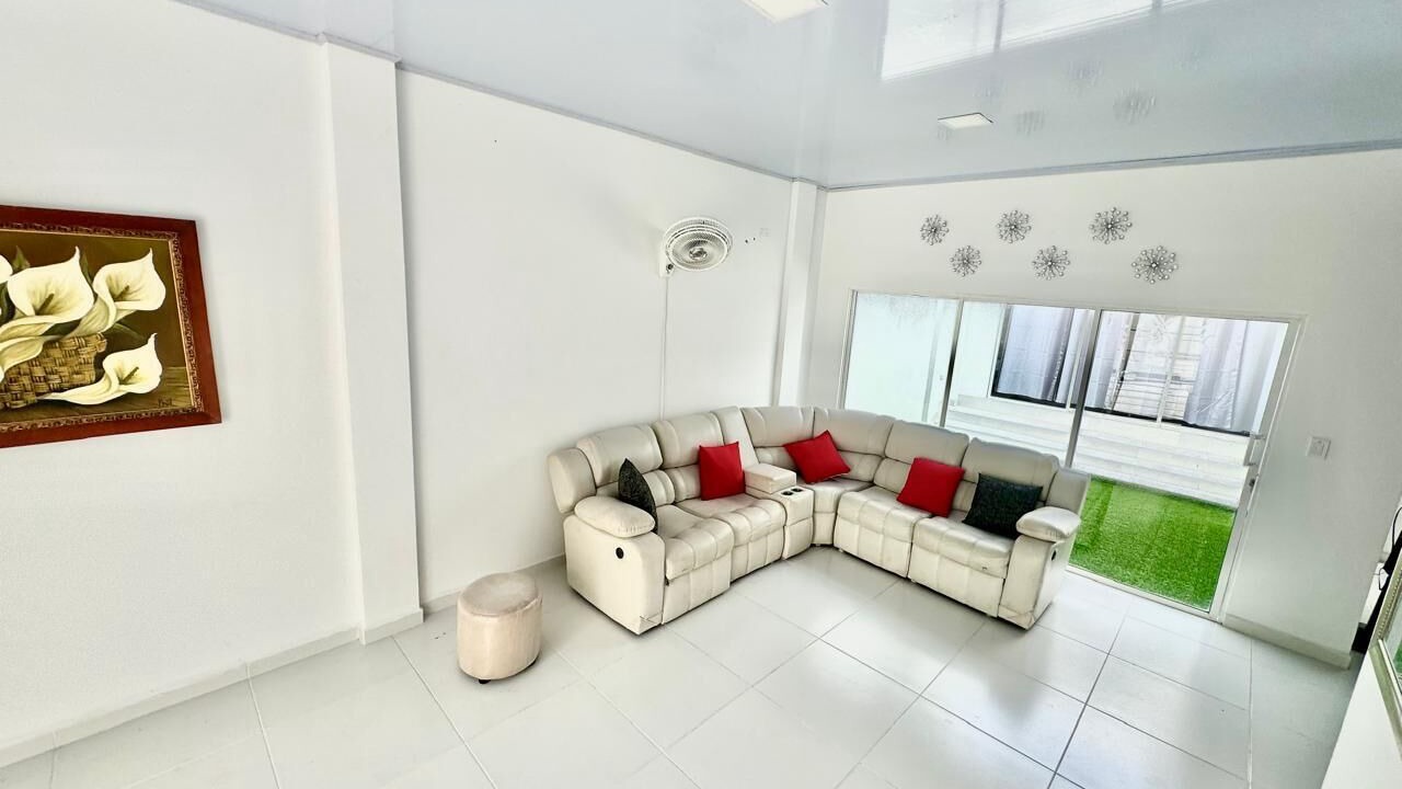 Photo of Livingroom in Papare