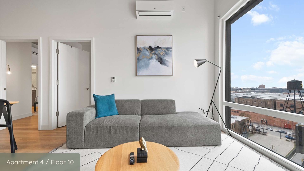 Photo of Livingroom in River North