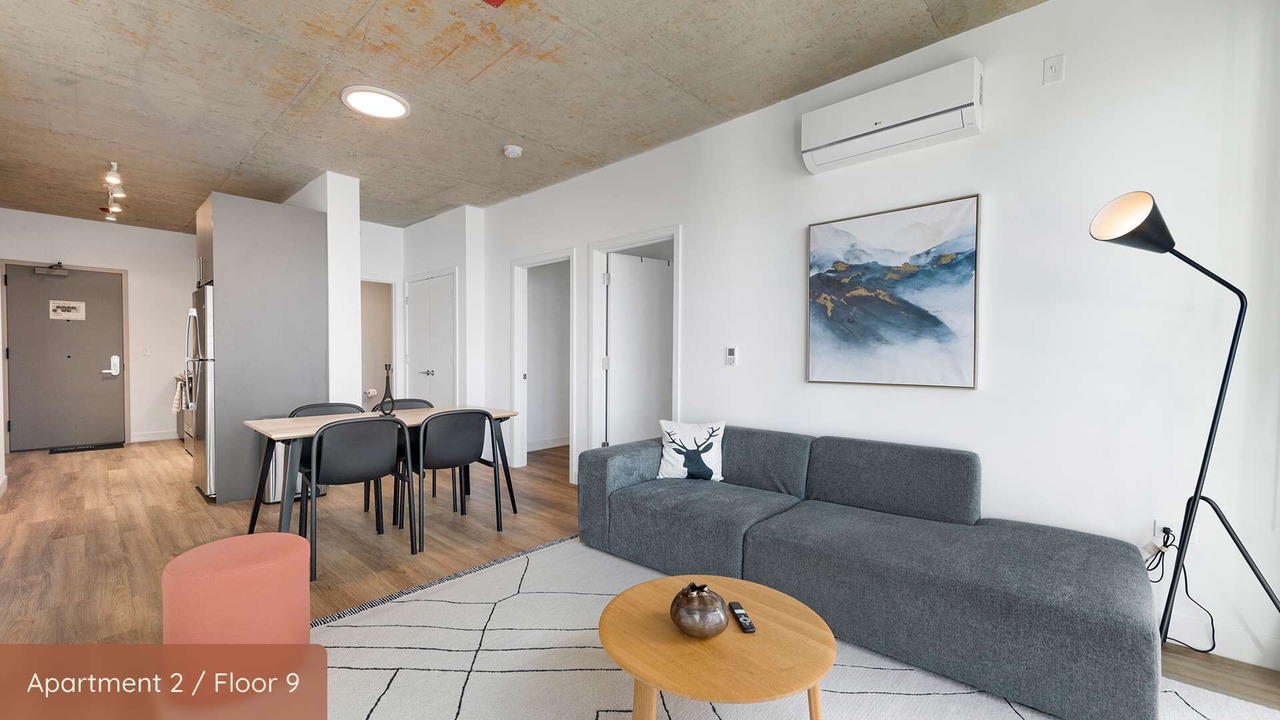 Photo of Livingroom in River North