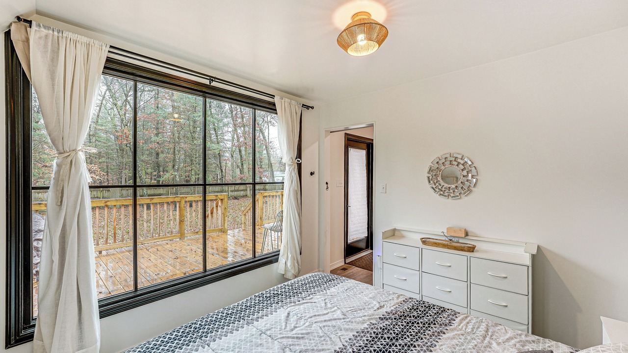 Photo of Bedroom in Lakewood Club