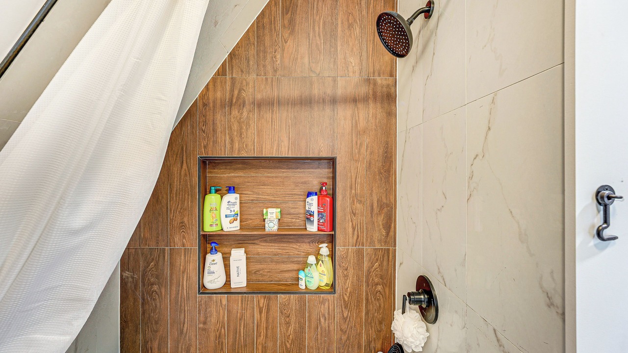 Photo of Bathroom in Lakewood Club