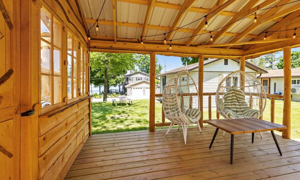 Photo of Patio Balcony in Chippewa Lake