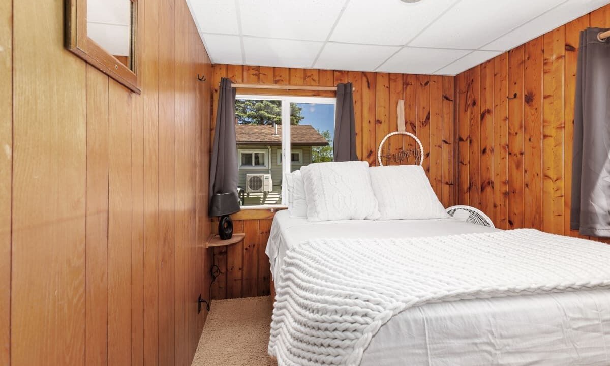 Photo of Bedroom in Chippewa Lake