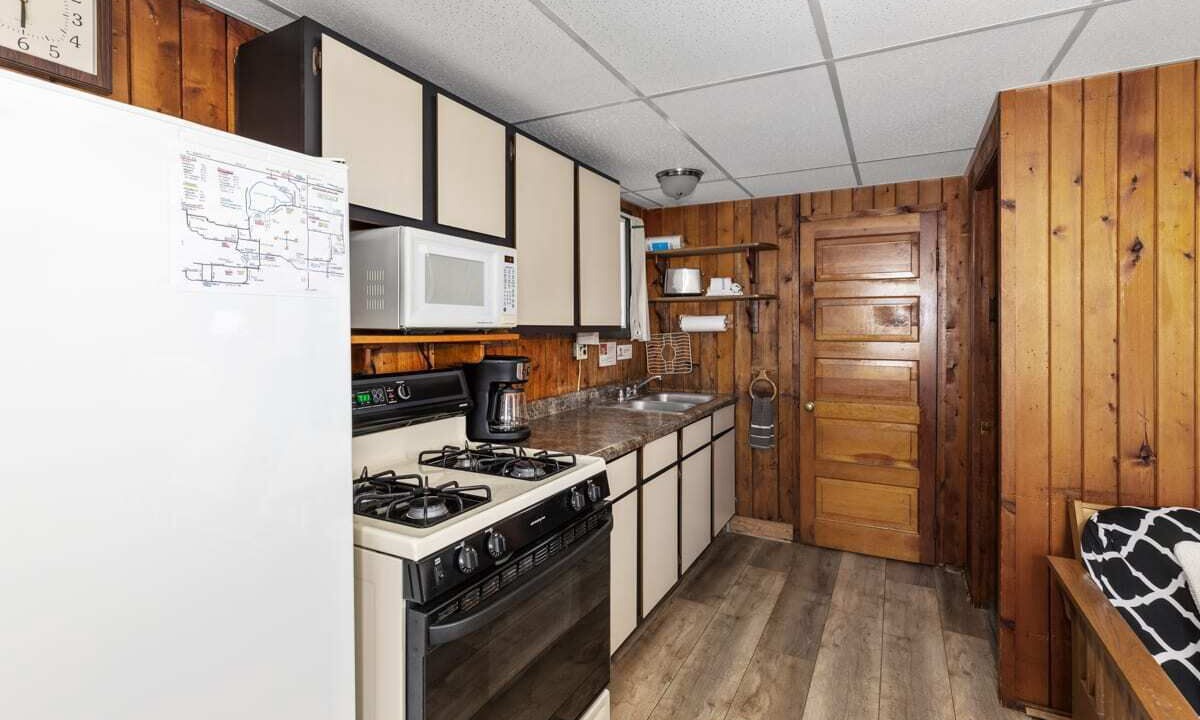 Photo of Kitchen in Chippewa Lake