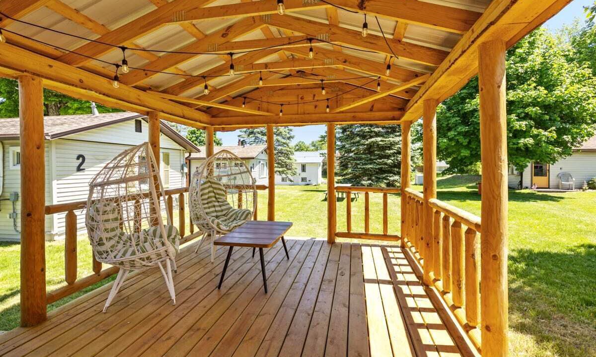 Photo of Patio Balcony in Chippewa Lake