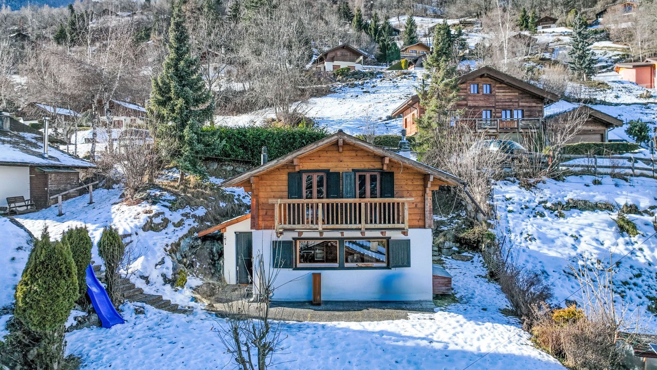 Photo of Outdoor in Saclentse