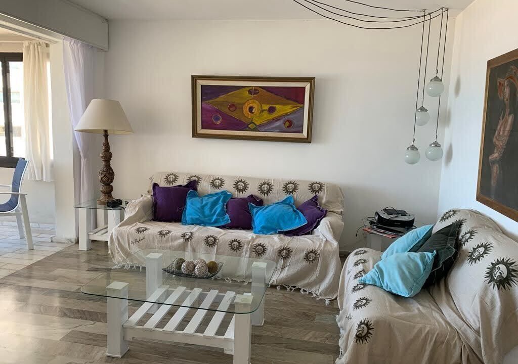 Photo of Livingroom in San Rafael