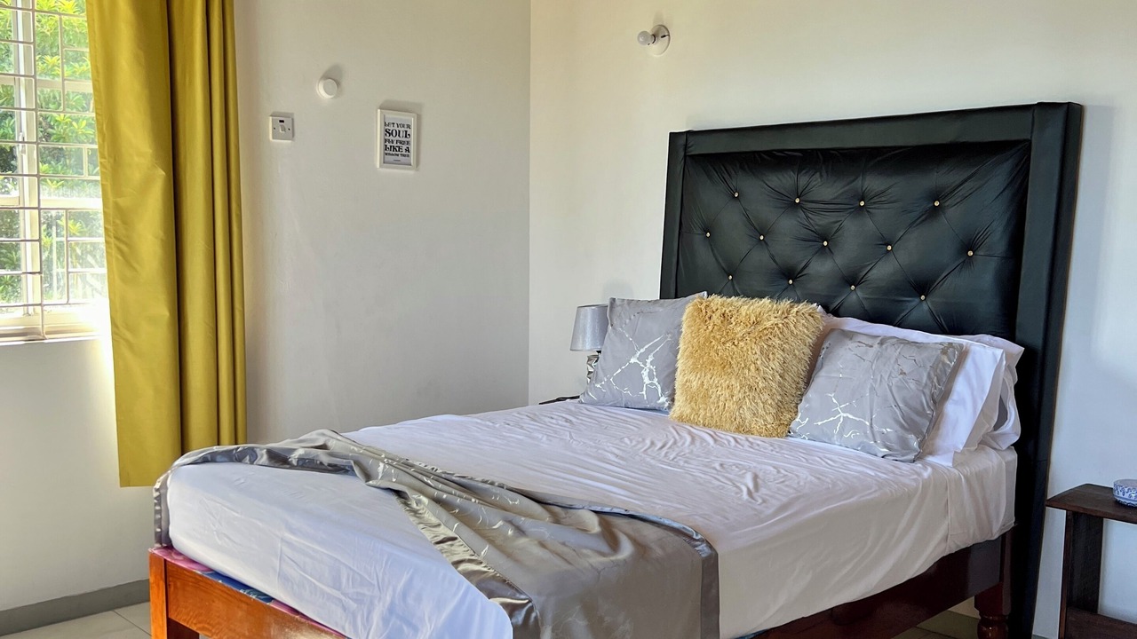 Photo of Bedroom in Salt Gut