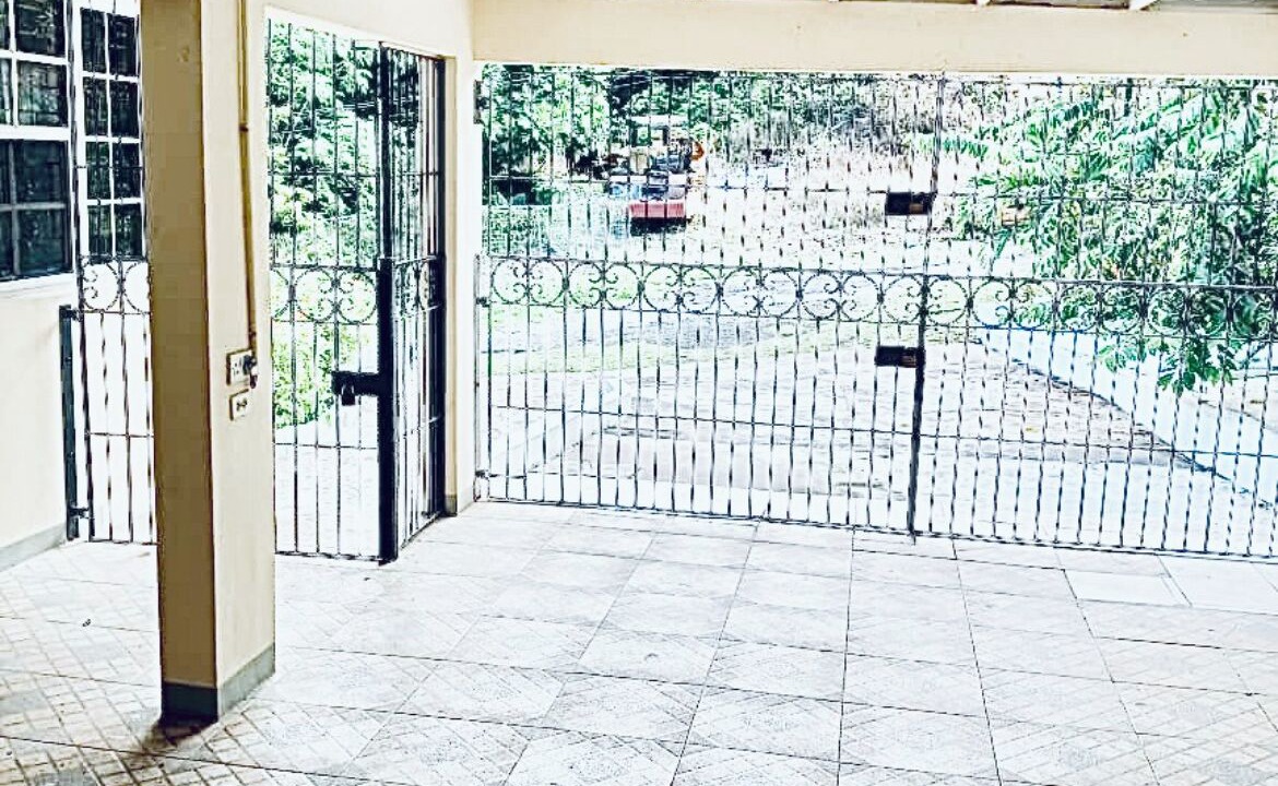 Photo of Outdoor in Salt Gut