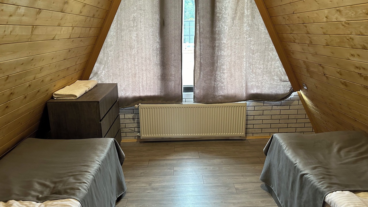 Photo of Bedroom in Likani