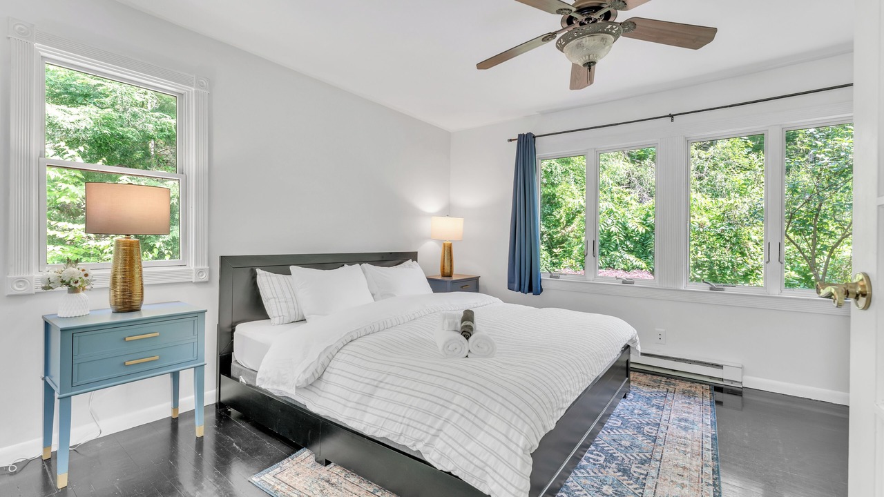 Photo of Bedroom in Pine Meadow
