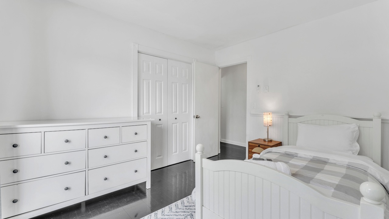 Photo of Bedroom in Pine Meadow