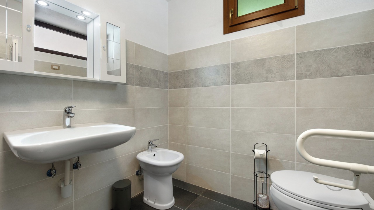 Photo of Bathroom in Donnas