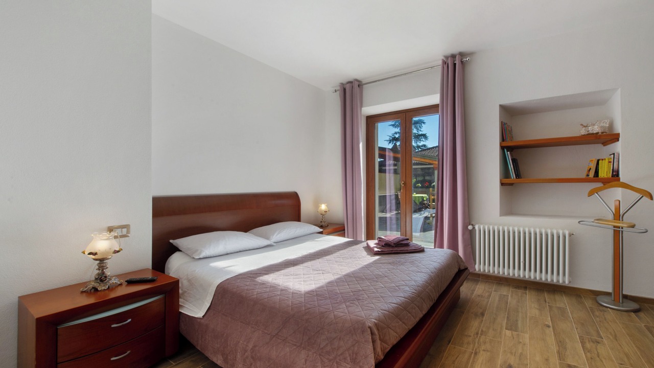 Photo of Bedroom in Donnas