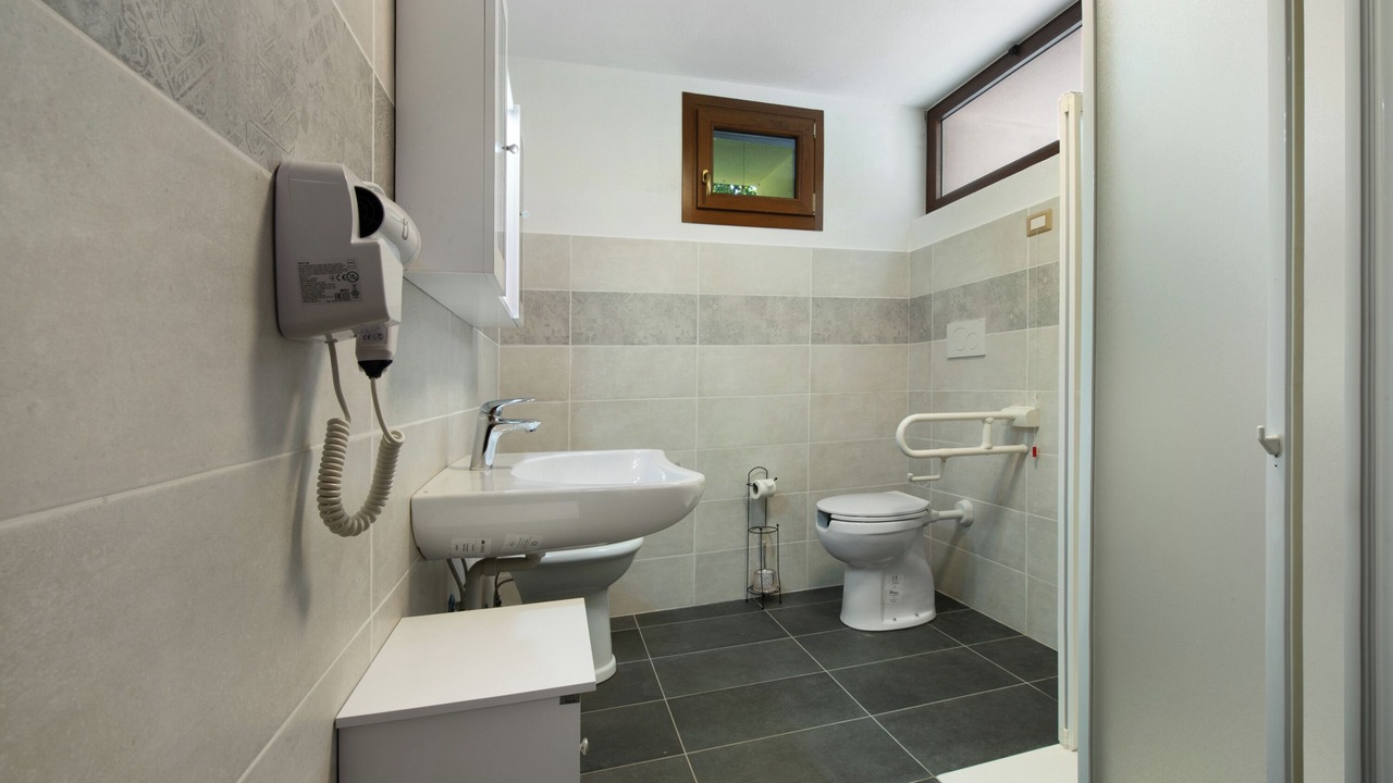 Photo of Bathroom in Donnas