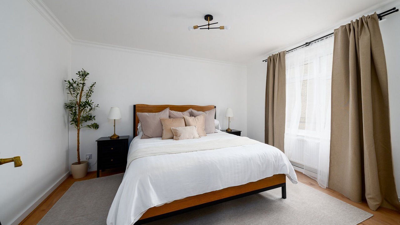 Photo of Bedroom in Tower Hill