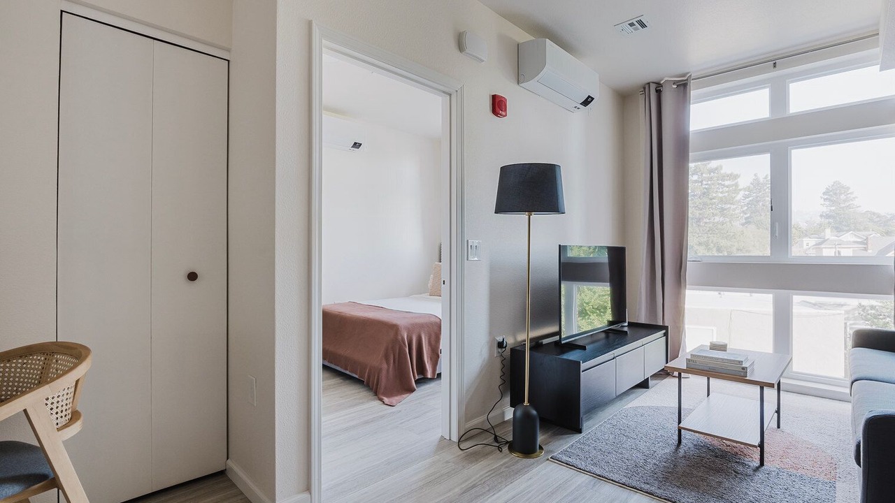 Photo of Bedroom in South Berkeley