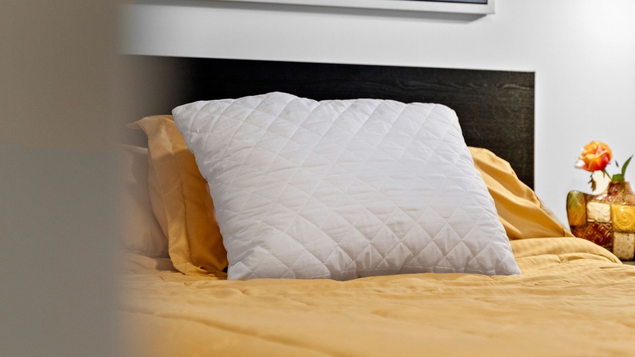 Photo of Bedroom in Longueuil