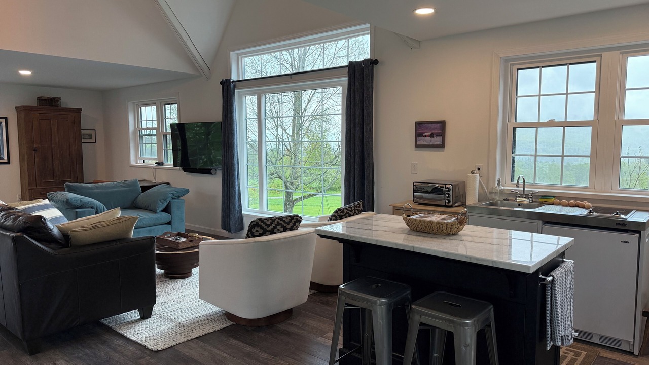 Photo of Livingroom in Weston