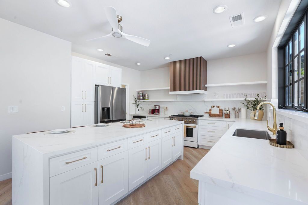 Photo of Kitchen in Sunland-Tujunga