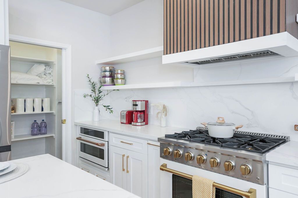 Photo of Kitchen in Sunland-Tujunga