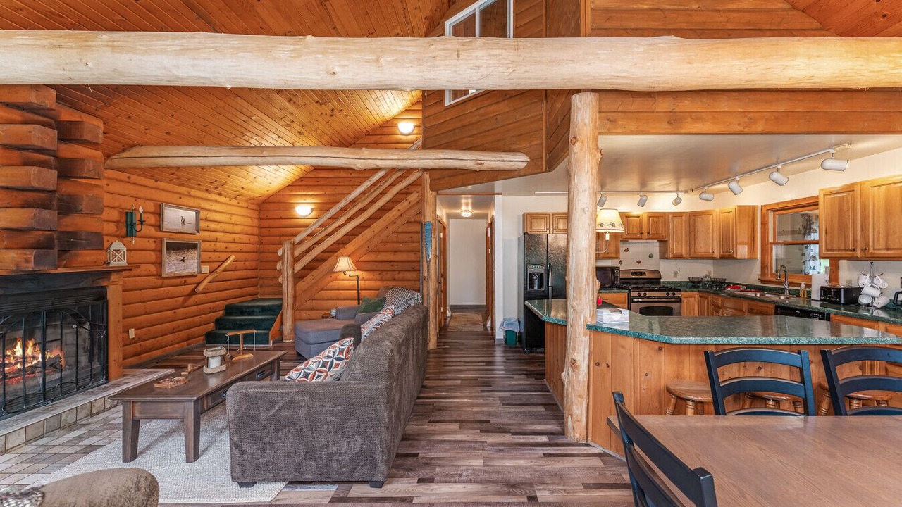 Photo of Livingroom in Phelps