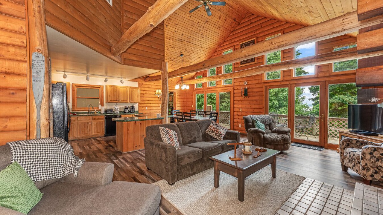 Photo of Livingroom in Phelps