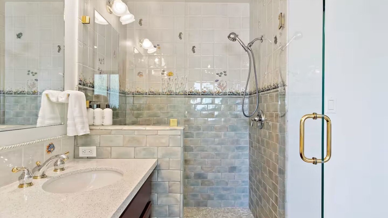 Photo of Bathroom in Farm Hills