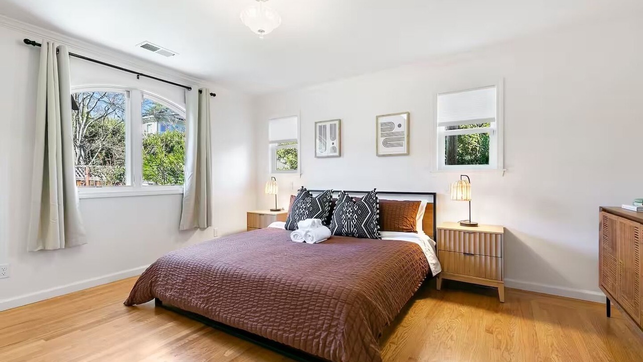 Photo of Bedroom in Farm Hills