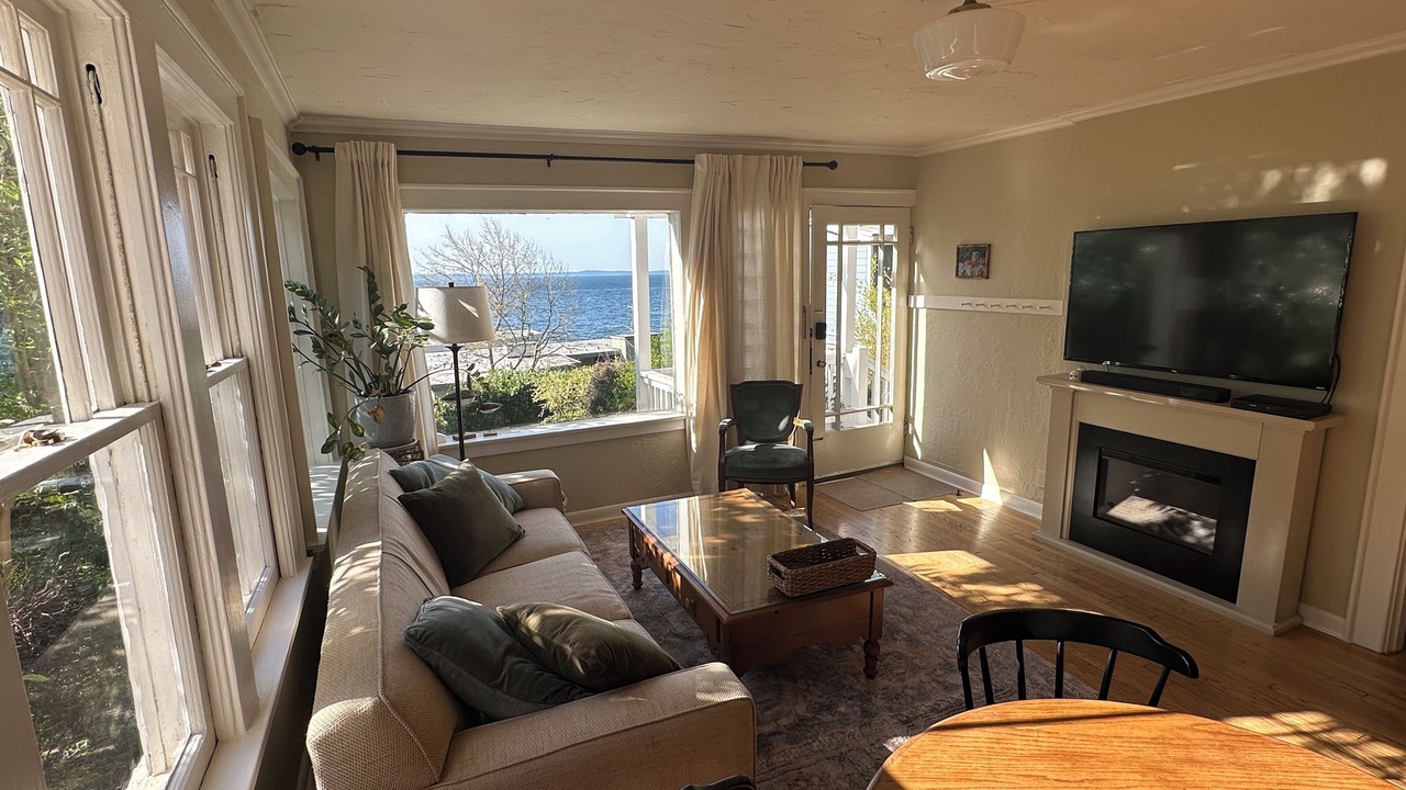 Photo of Livingroom in Alki