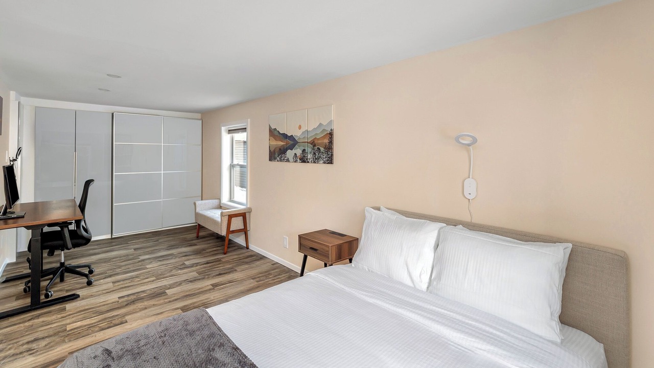 Photo of Bedroom in Newport