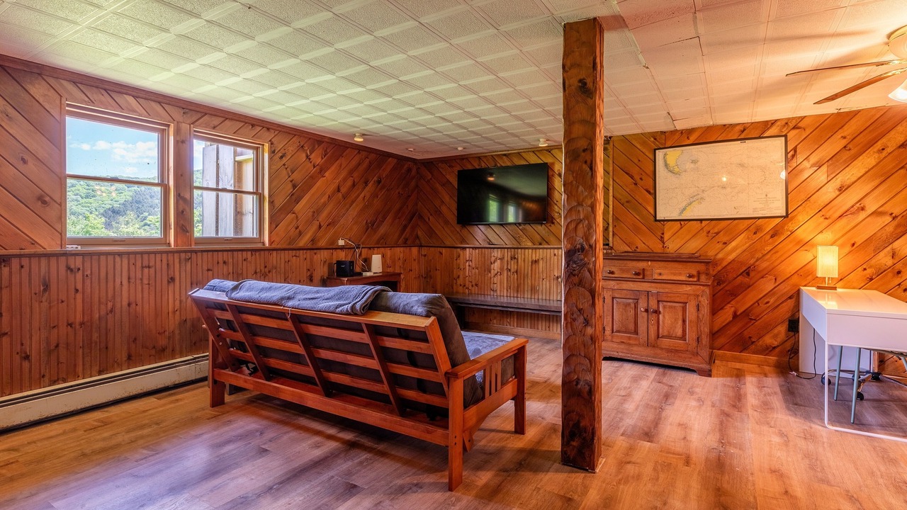 Photo of Livingroom in South Pomfret