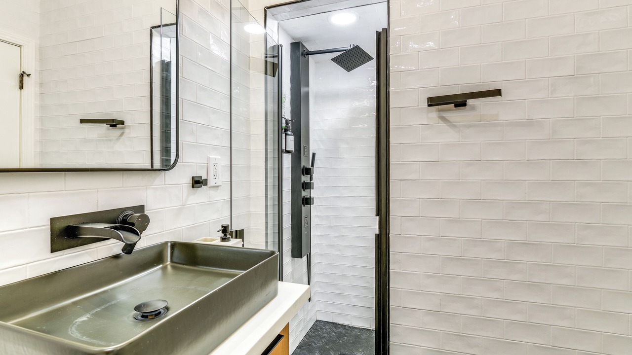 Photo of Bathroom in Cow Hollow
