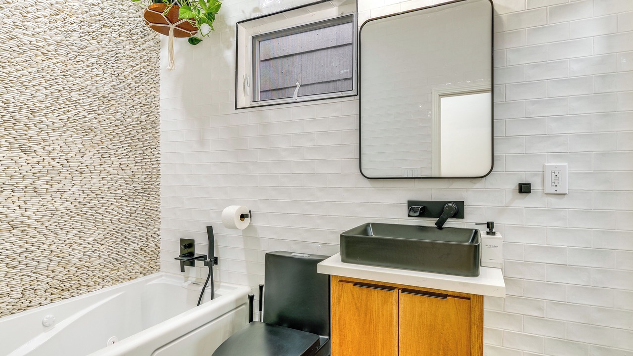 Photo of Bathroom in Cow Hollow