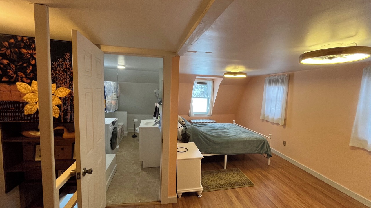 Photo of Bedroom in Lyman