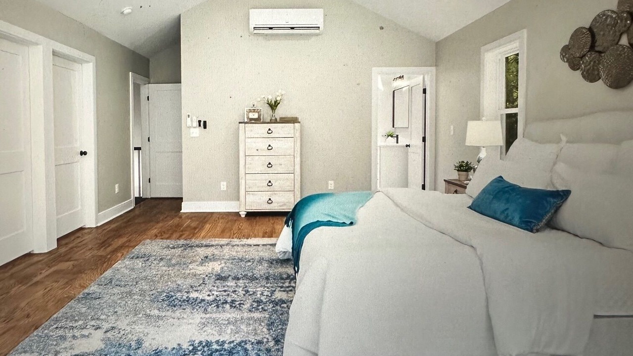 Photo of Bedroom in Avon