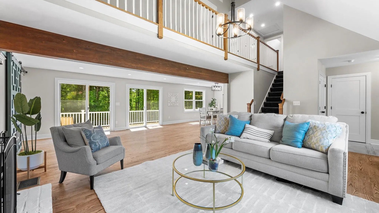 Photo of Livingroom in Avon